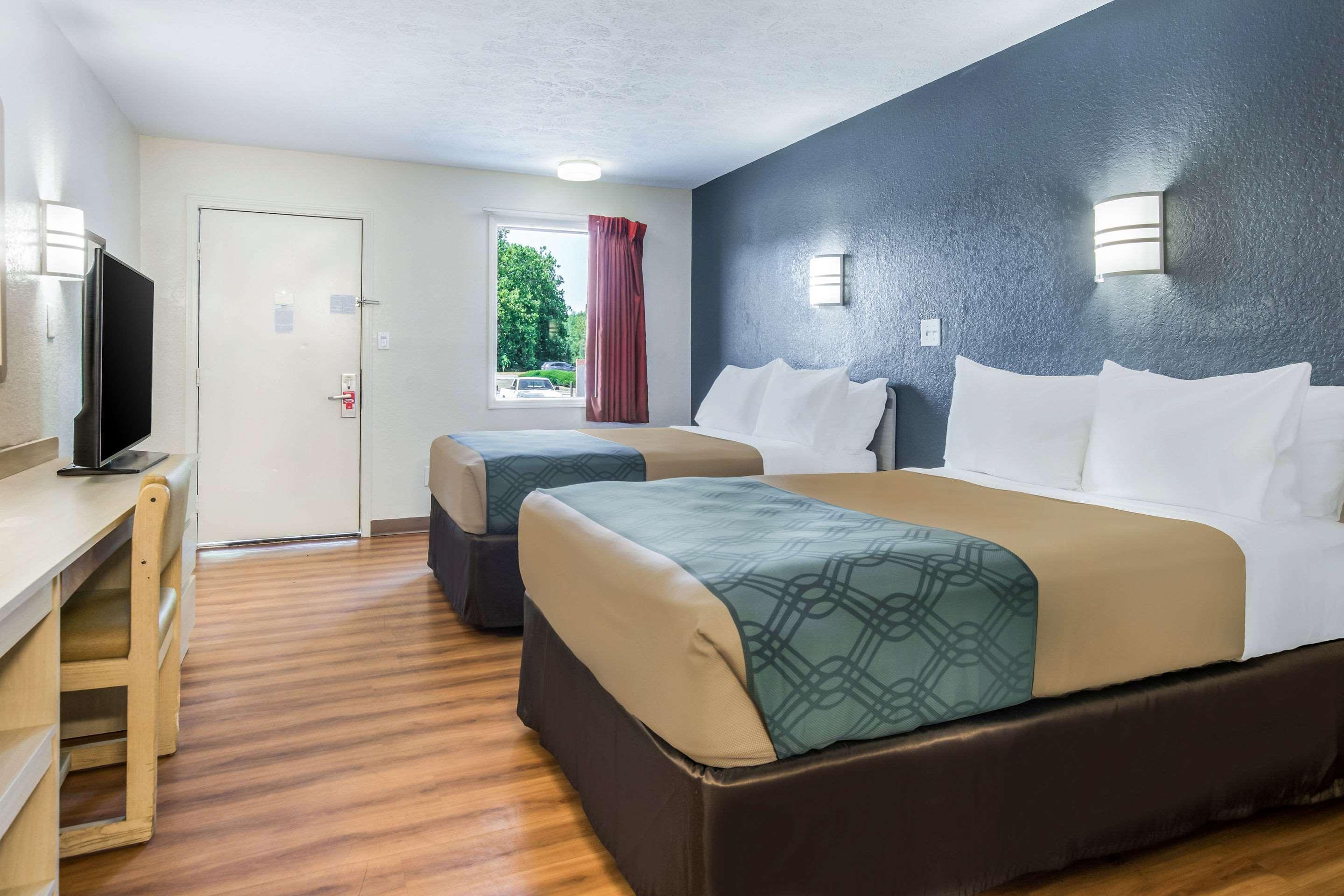 Quality & Hotel
