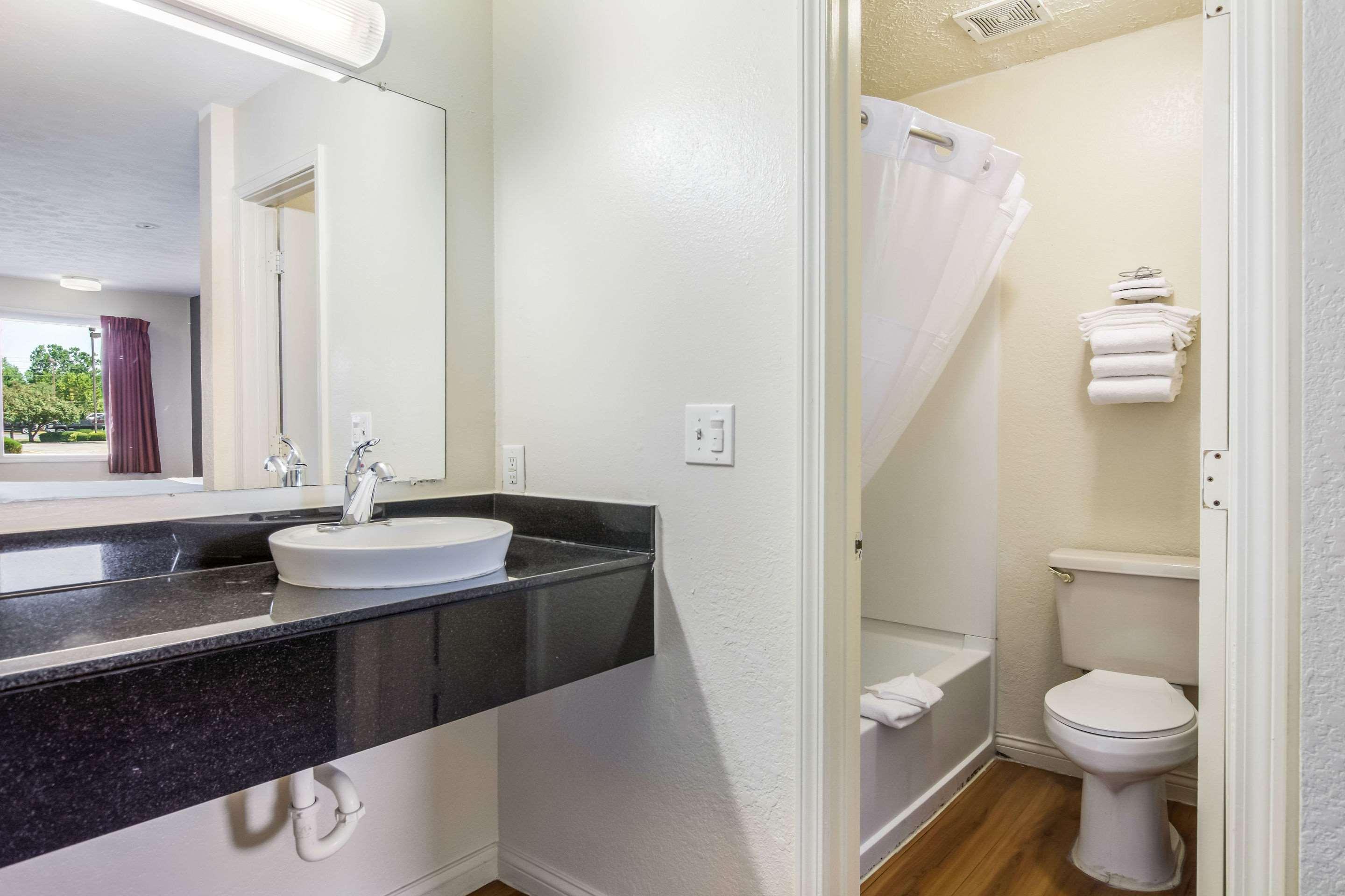 Quality & Hotel Columbus